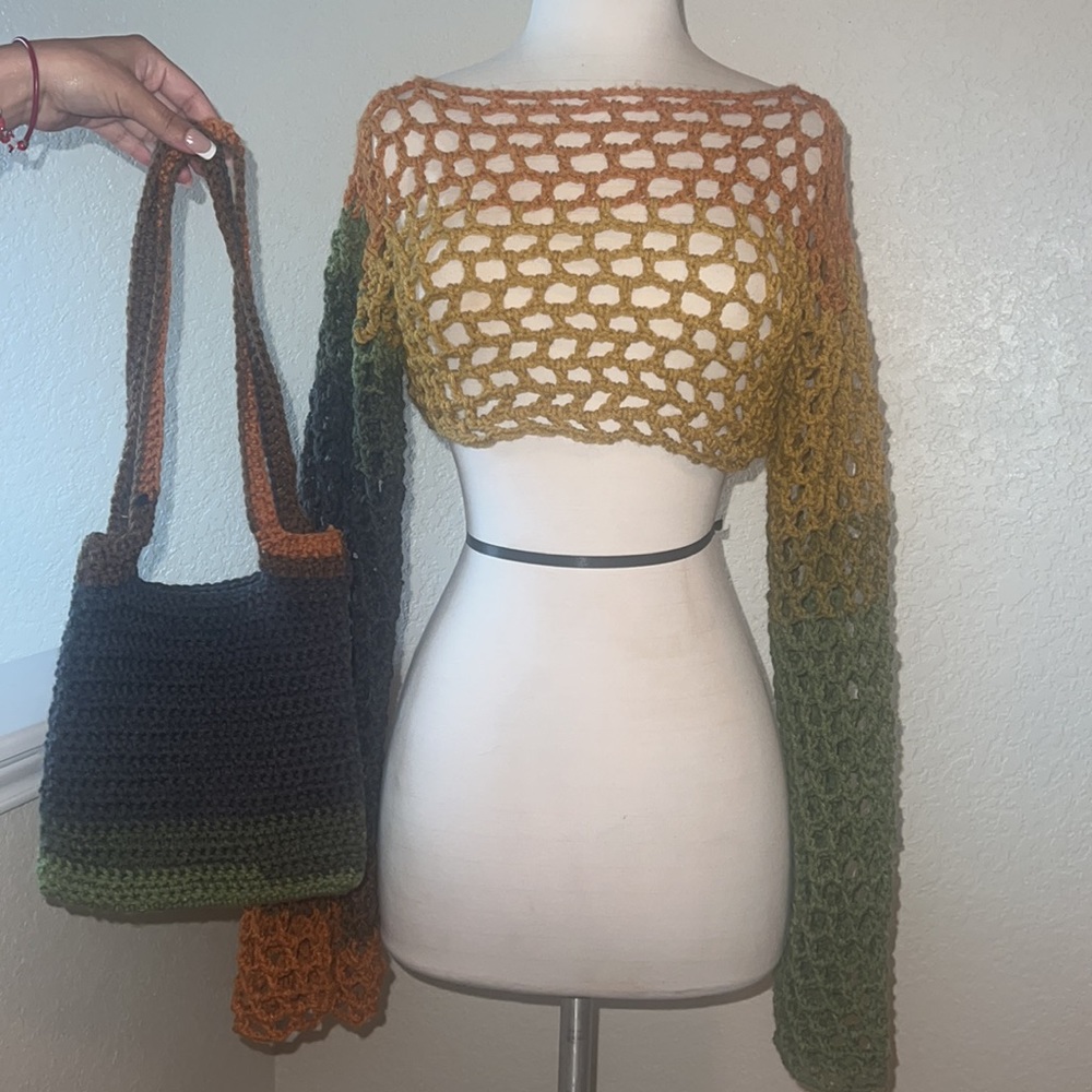 Flared Sleeve Crop top w/ Matching purse